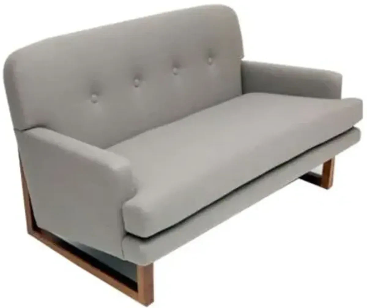 Melinda Settee