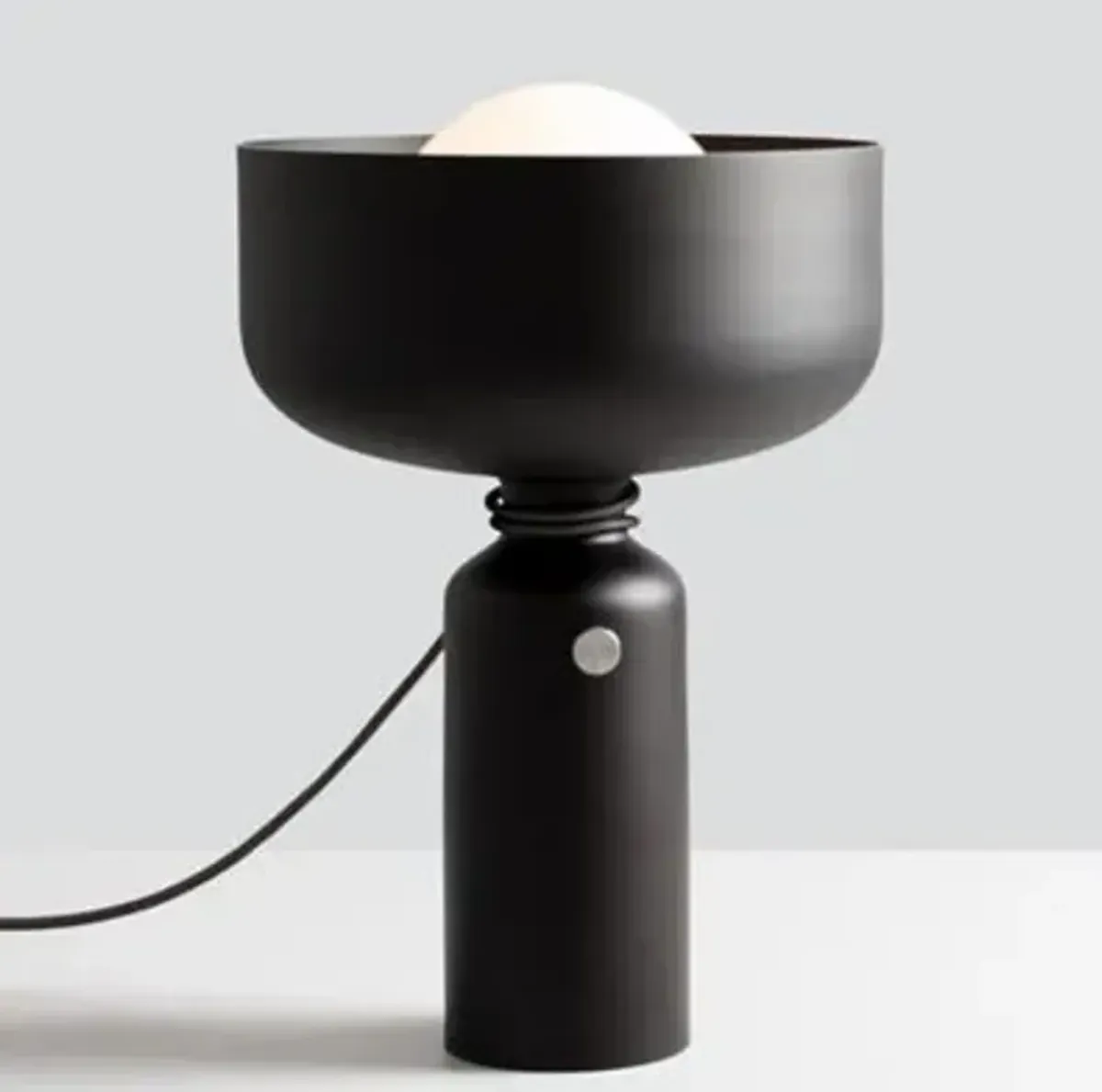Spotlight Volumes D Series Table Lamp