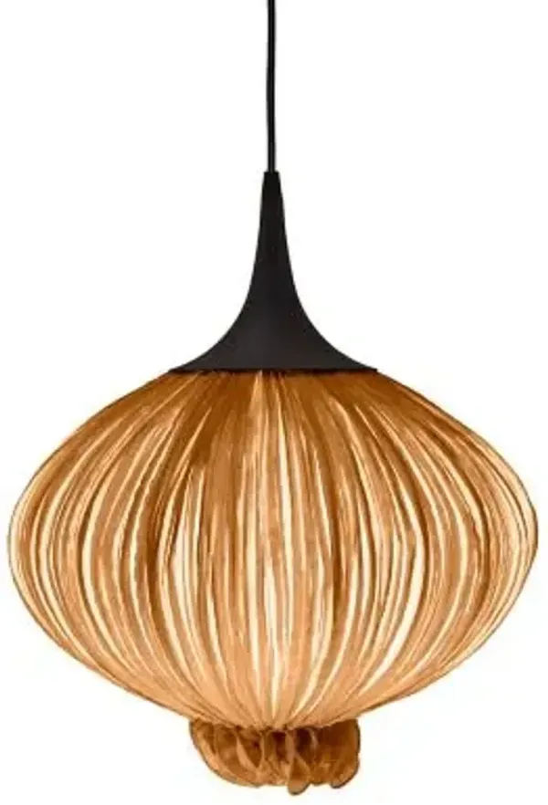 Suuria Son Pendant