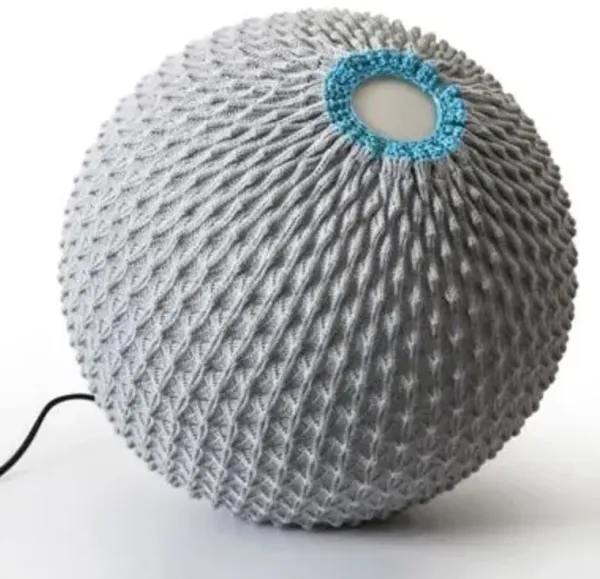 Knitted Free Floor / Table Lamp