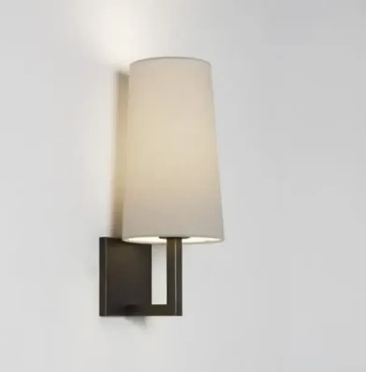 Riva 350 Wall Sconce