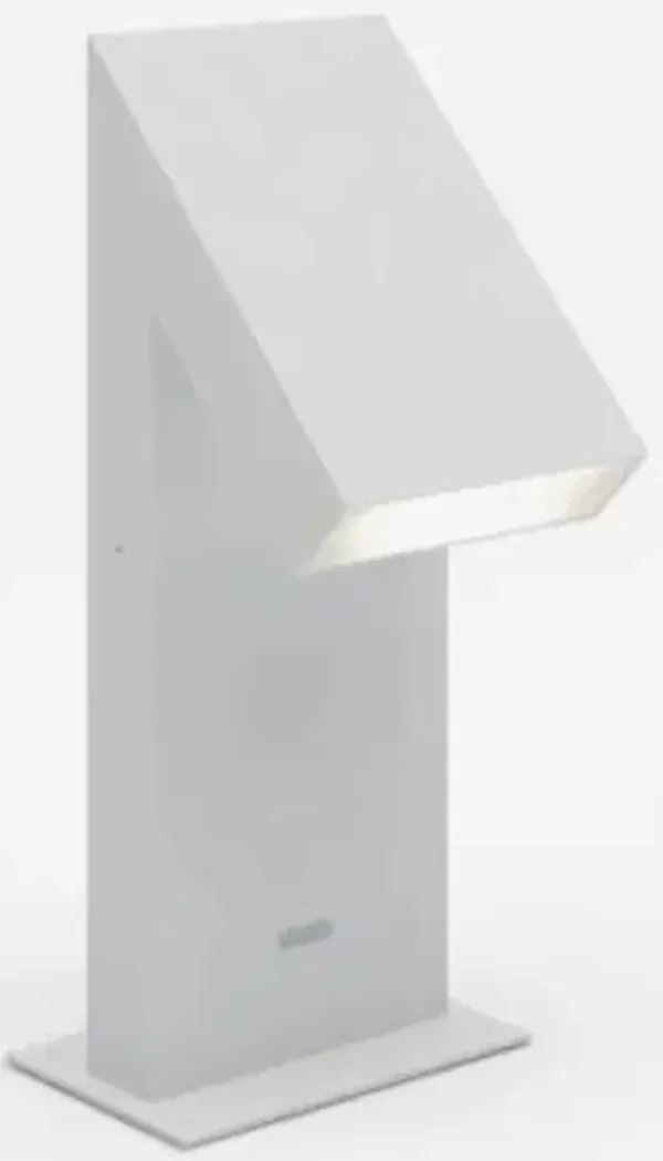 Chilone Outdoor LED Floor Lamp