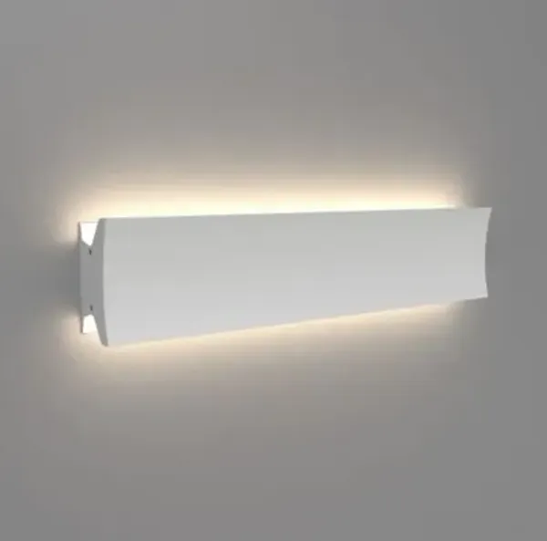 Lineacurve LED Wall/Ceiling Light