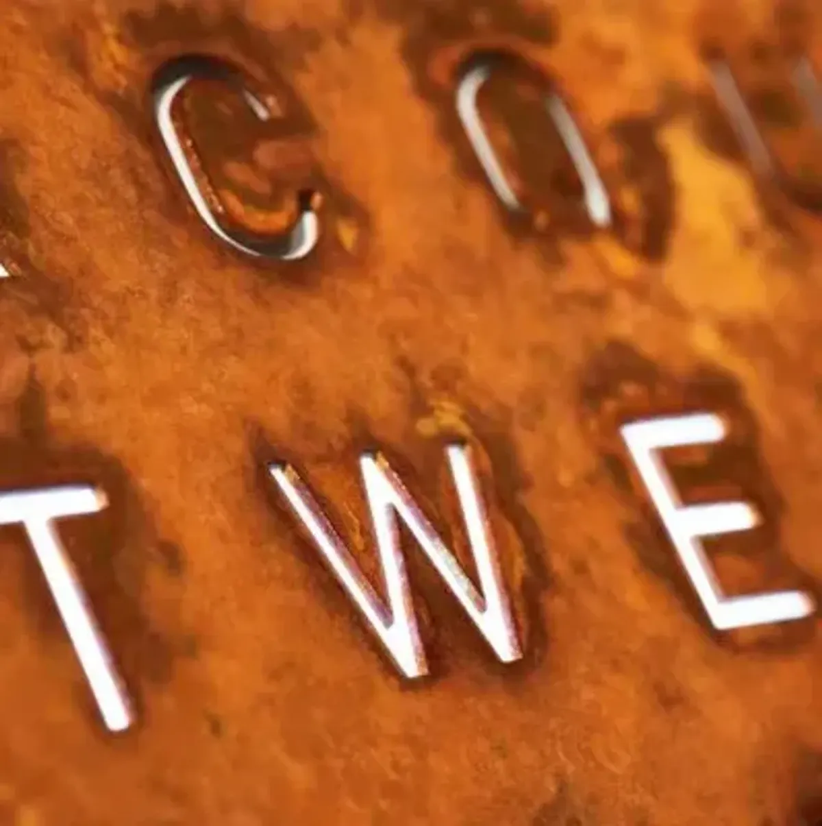 EARTH 45 CREATOR´S EDITION RUST Wall Clock With Black Body