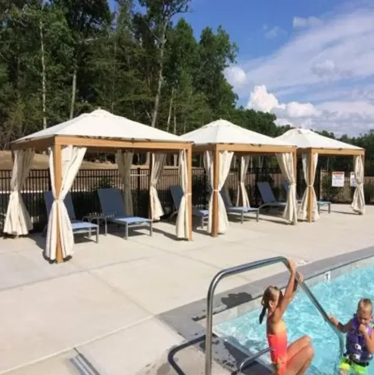 Alize Rectangular Pavilion