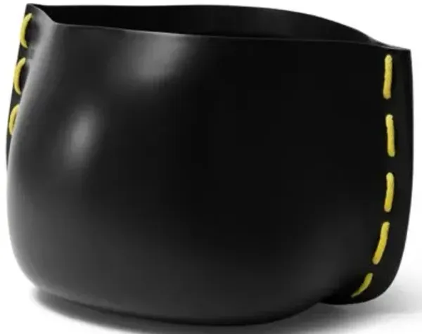 Stitch 100 Outdoor Planter