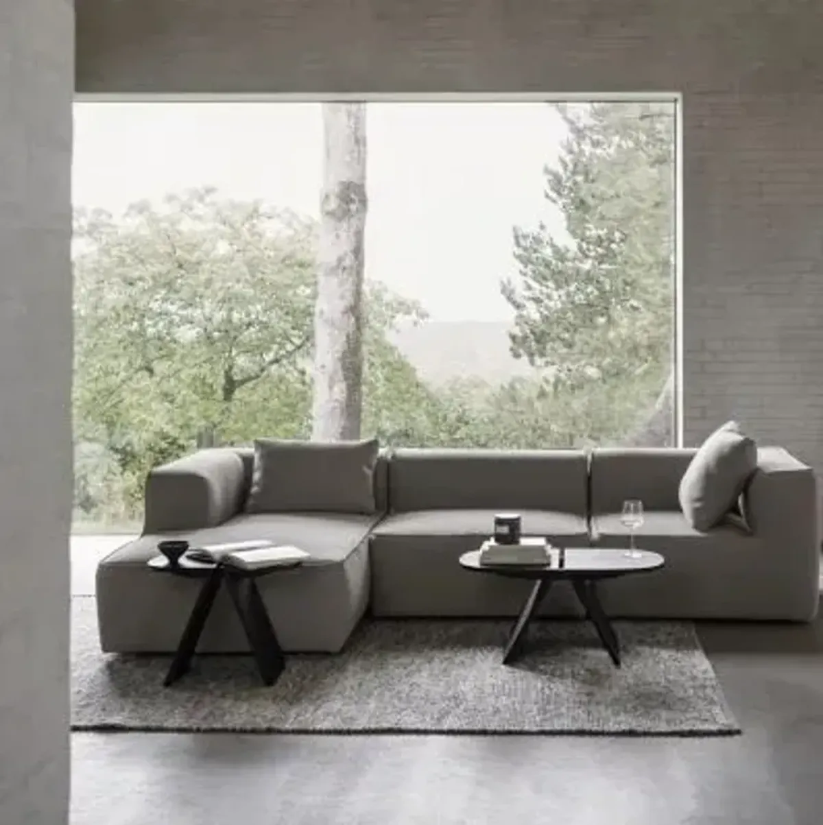 AVIO Coffee Table