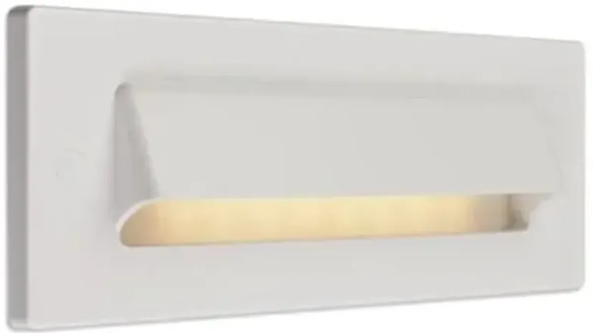 Horizontal Cove Step Light