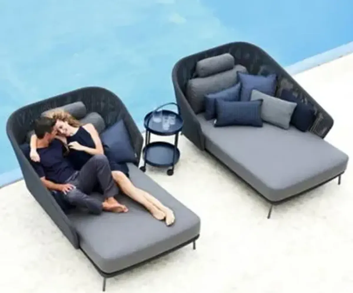 Mega Daybed