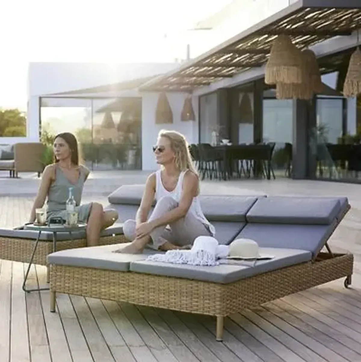 Rest Outdoor Double Sunbed