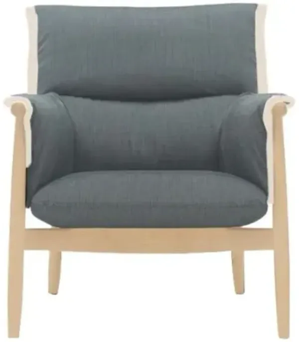 E015 Embrace Lounge Chair