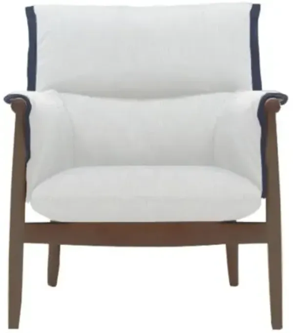 E015 Embrace Lounge Chair