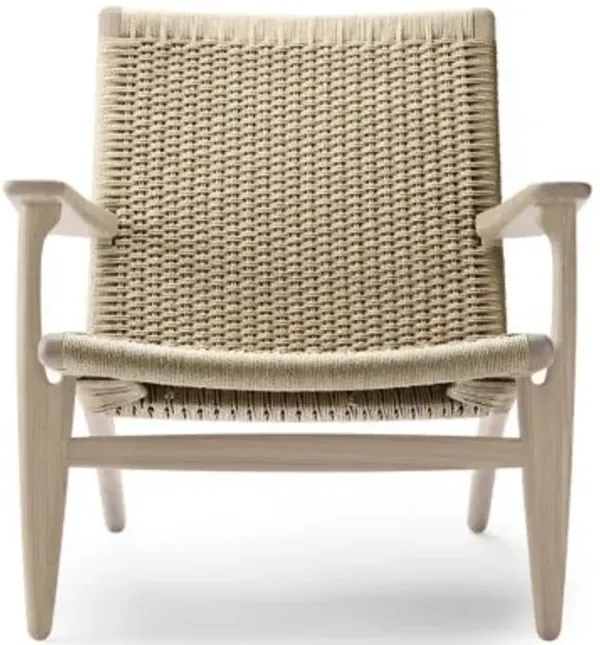 CH25 Lounge Chair