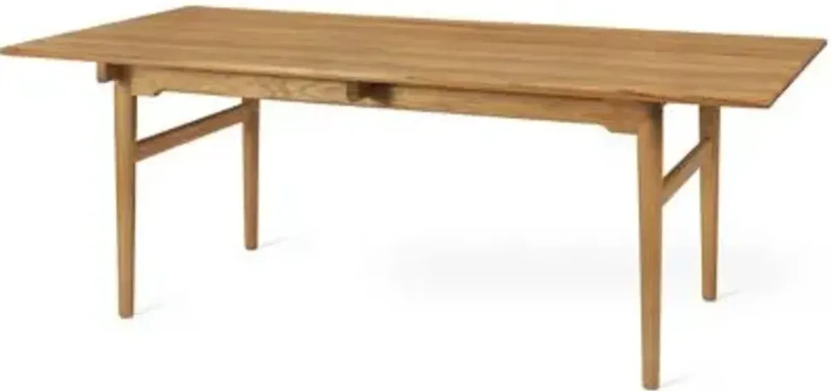 CH327 Dining Table