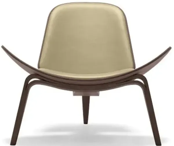 CH07 Shell Lounge Chair