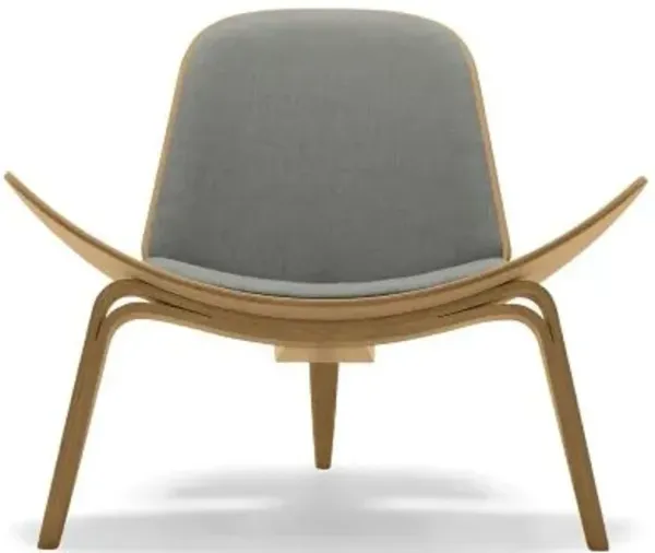 CH07 Shell Lounge Chair