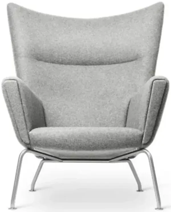 CH445 Wing Lounge Chair