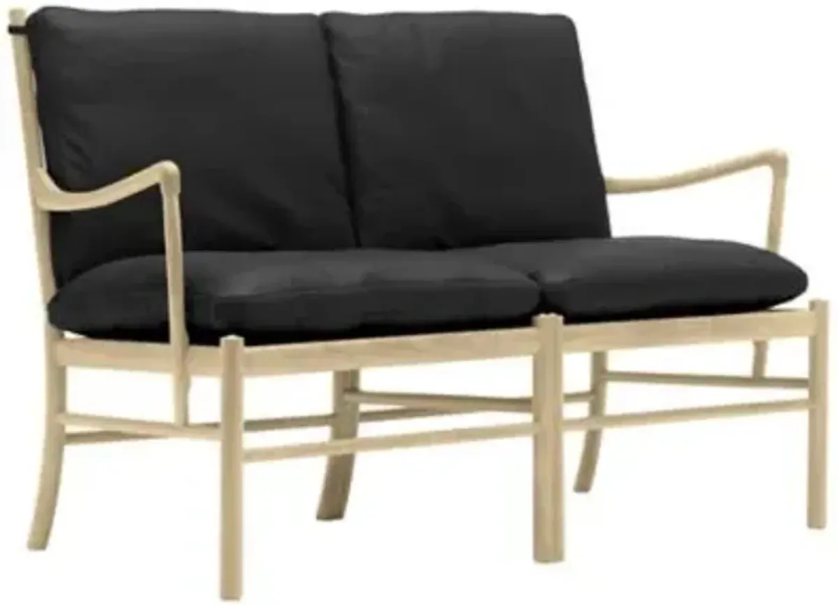 OW149-2 Colonial Sofa