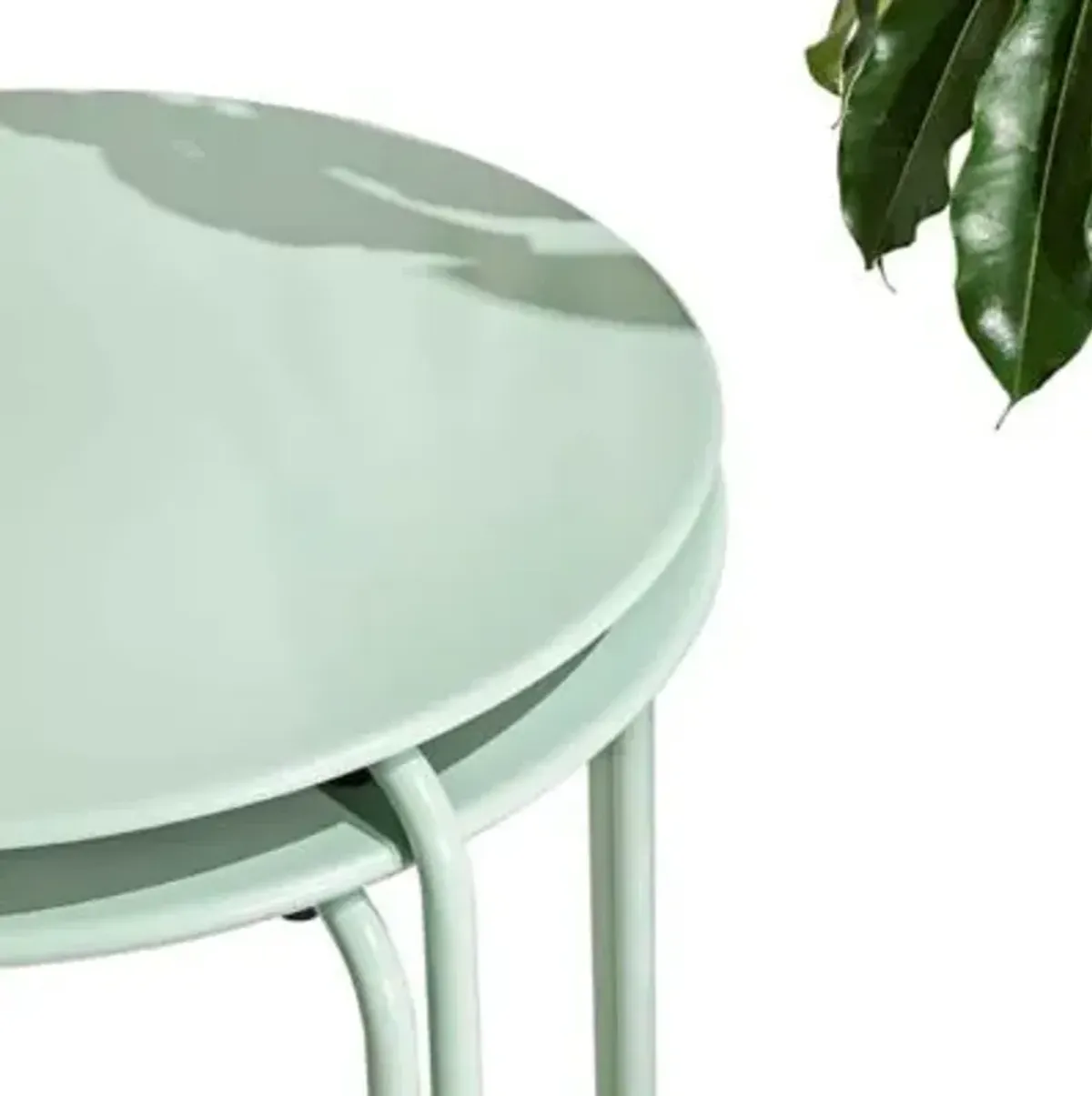 Easy Round Outdoor Table