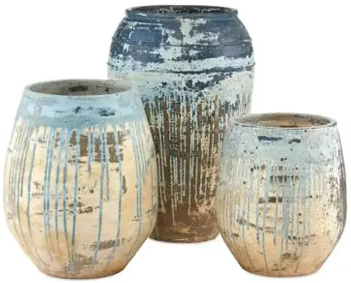 Catania Outdoor Planter