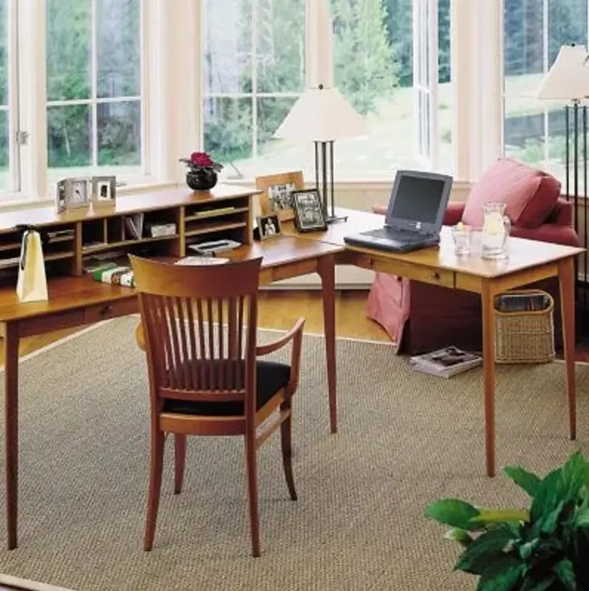 Sarah Desktop Organizer