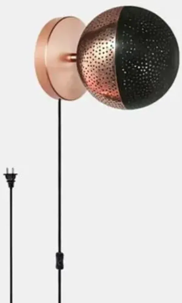 Kora Wall / Ceiling Light