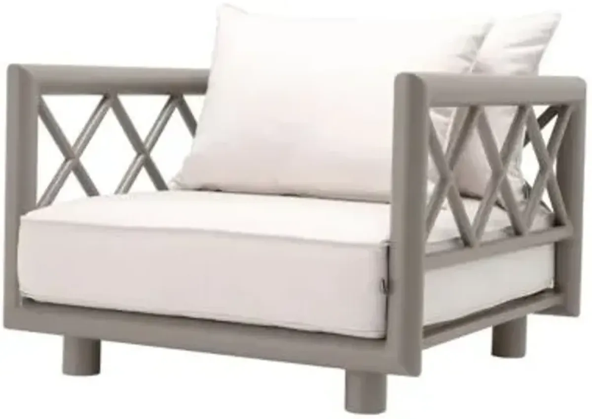 Mandelieu Outdoor Lounge Chair