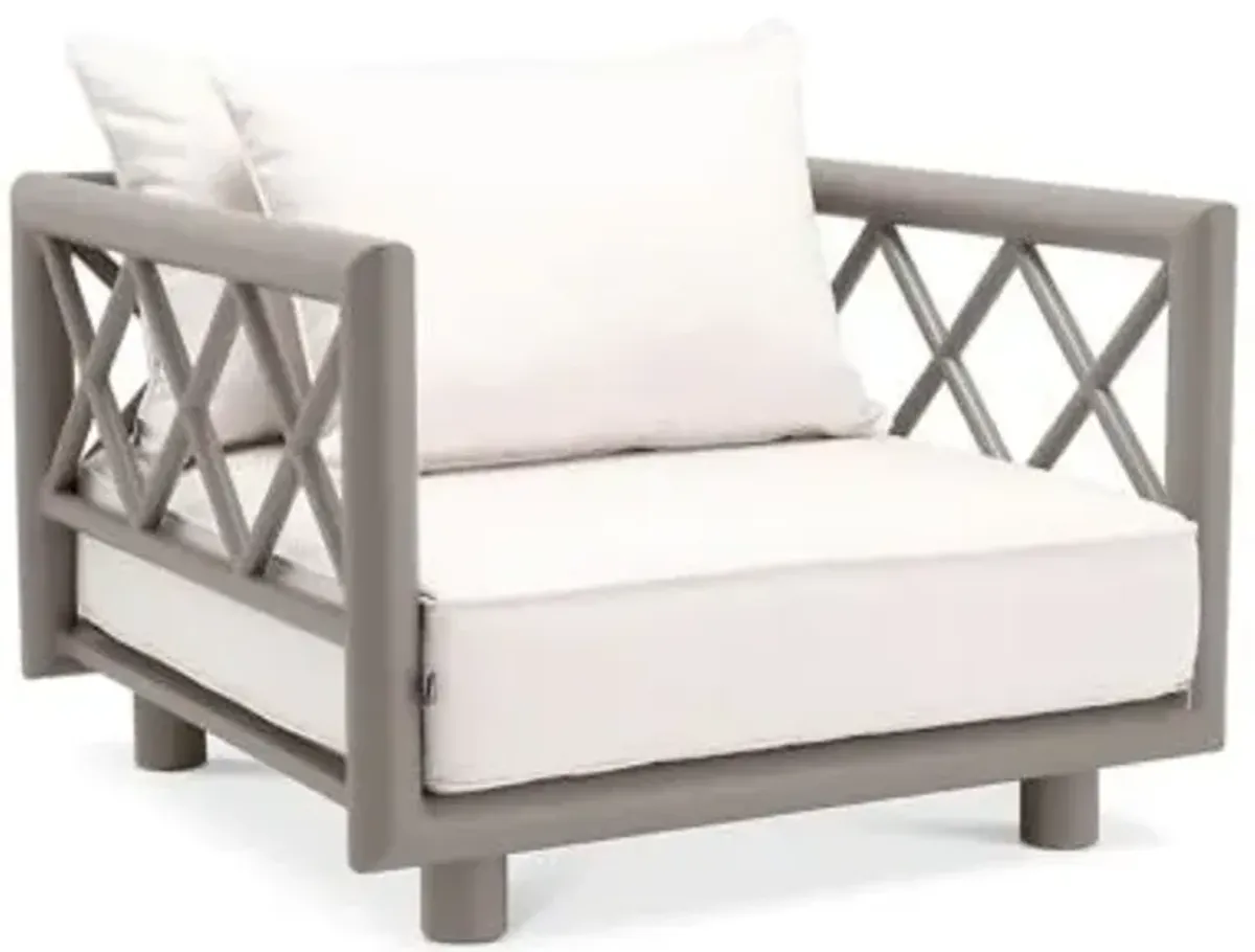 Mandelieu Outdoor Lounge Chair