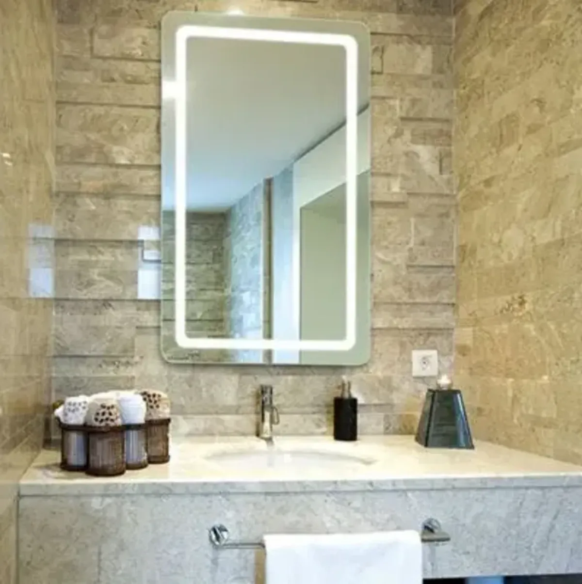 Aria Radius Lighted Mirror