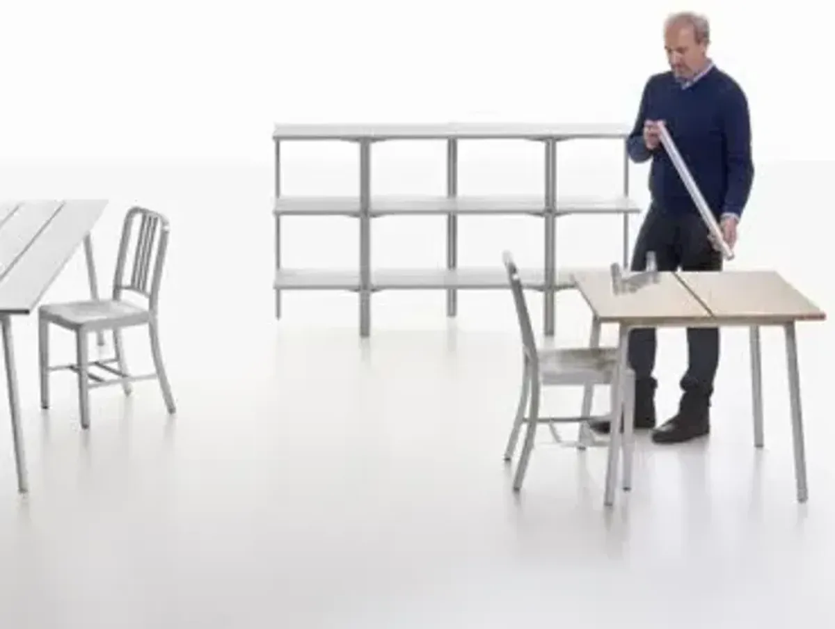 Run Shelf - Black Frame