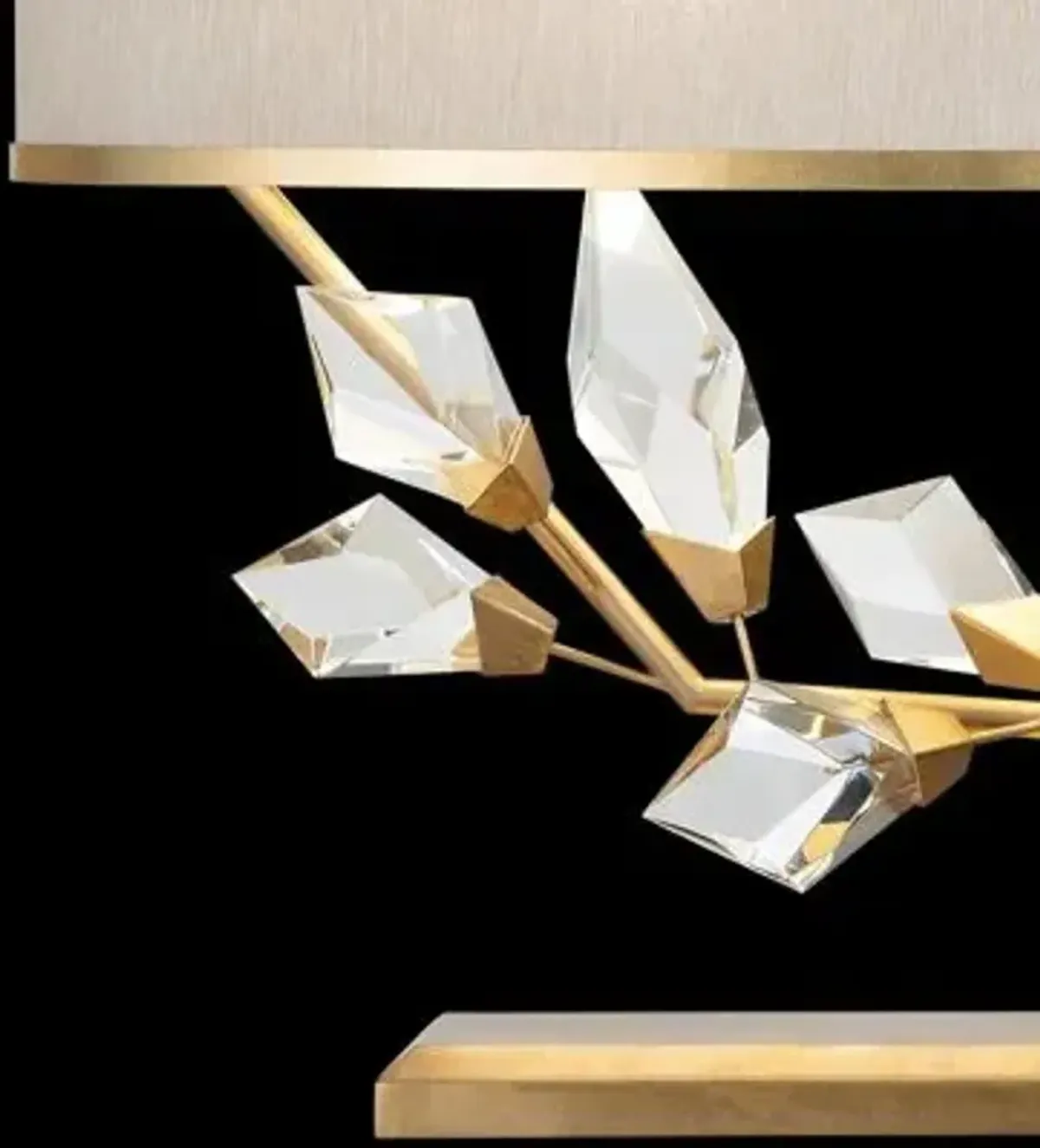 Foret Oval Table Lamp