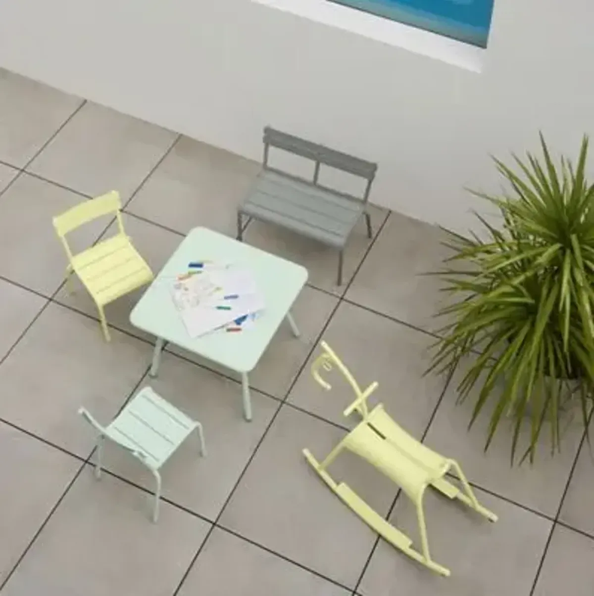 Luxembourg Kid Bench