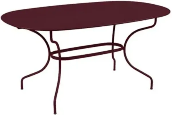 Opera+ Oval Dining Table