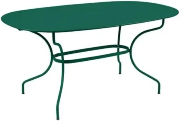 Opera+ Oval Dining Table