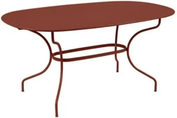 Opera+ Oval Dining Table