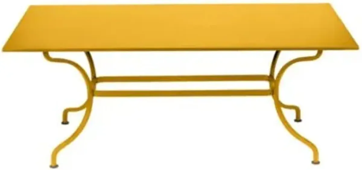 Romane Table