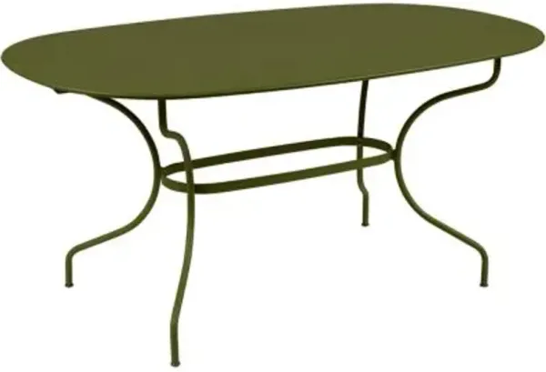 Opera+ Oval Dining Table