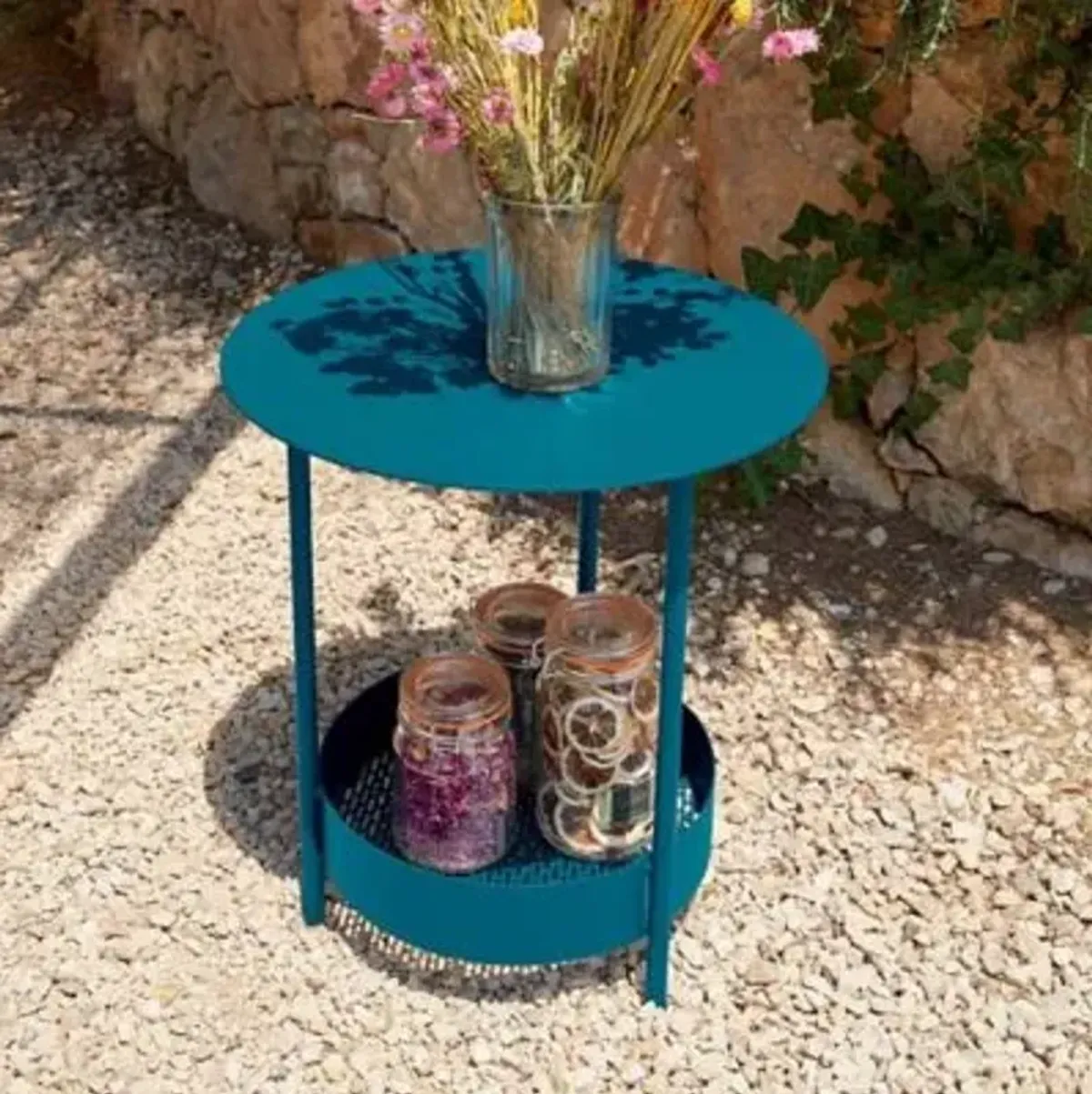 Salsa Pedestal Table