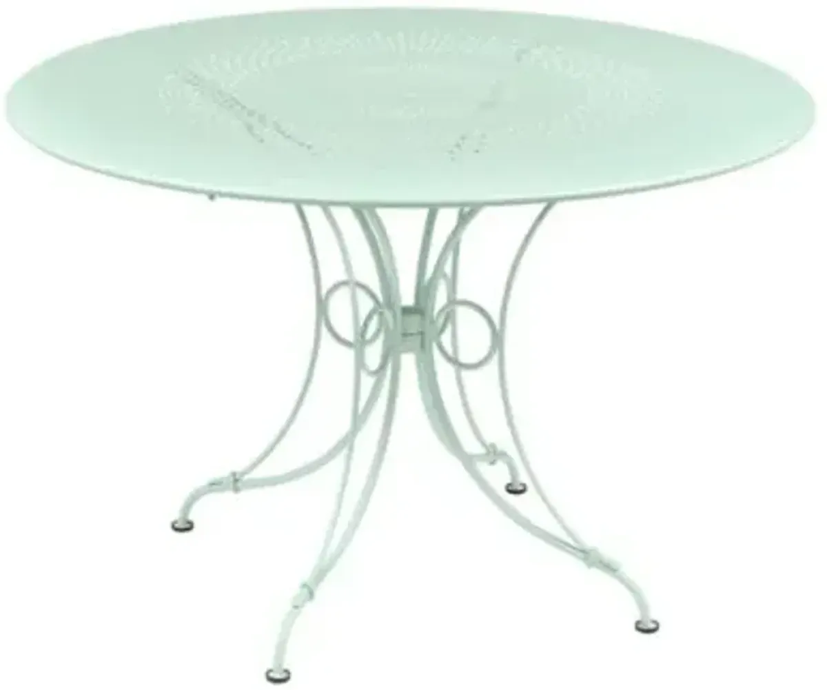 1900 Table