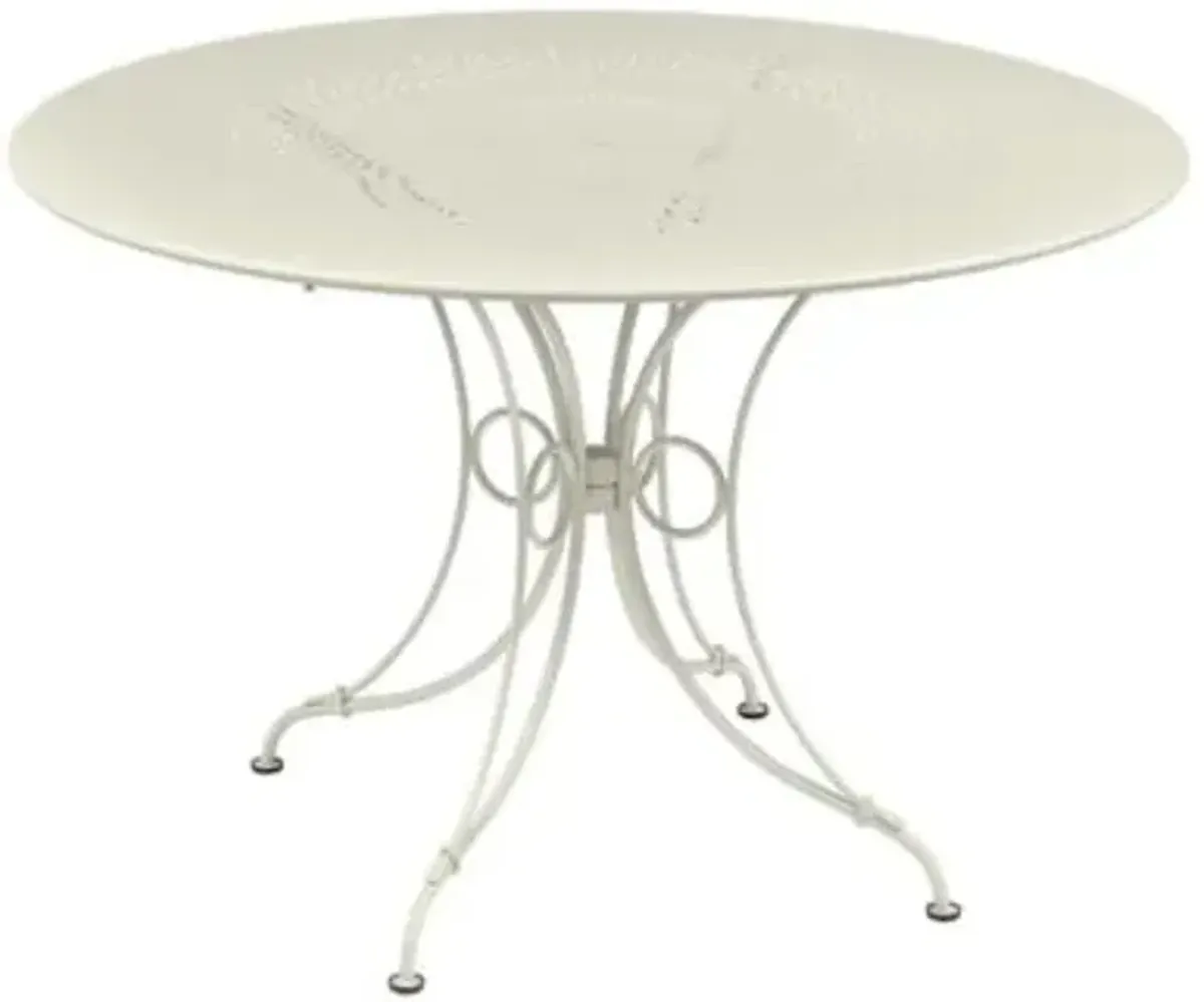 1900 Table