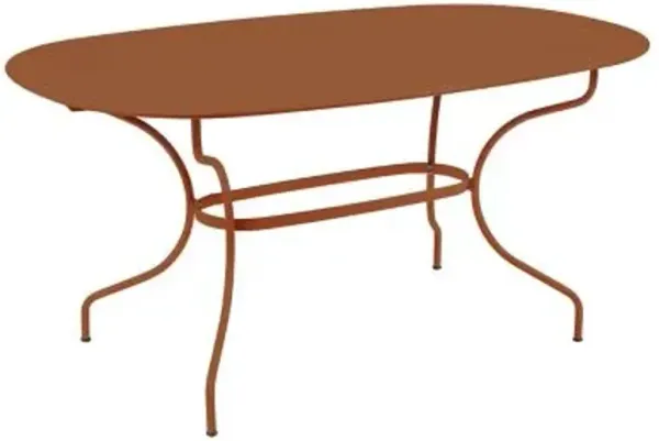 Opera+ Oval Dining Table