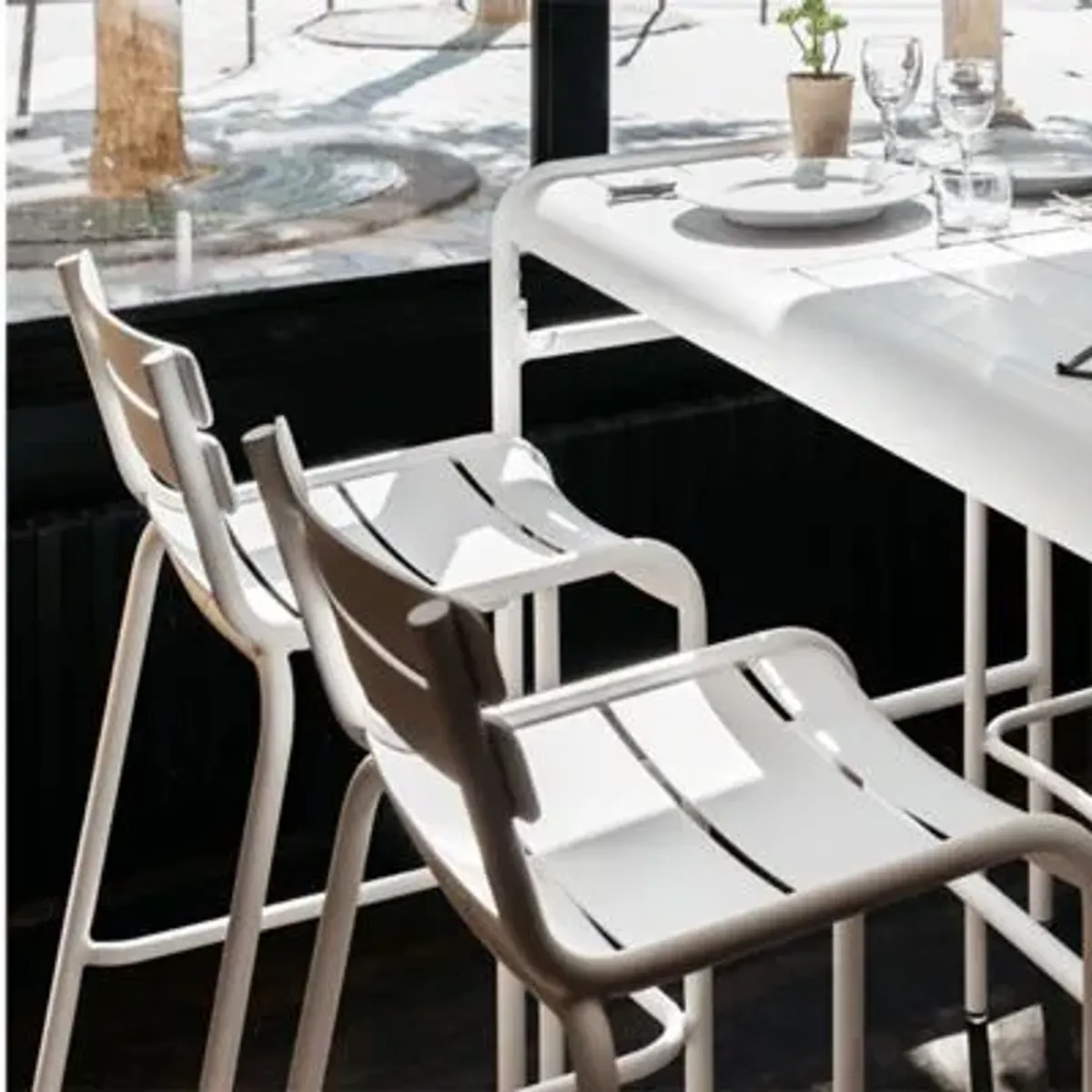 Luxembourg High Table