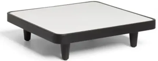 Paletti Coffee Table