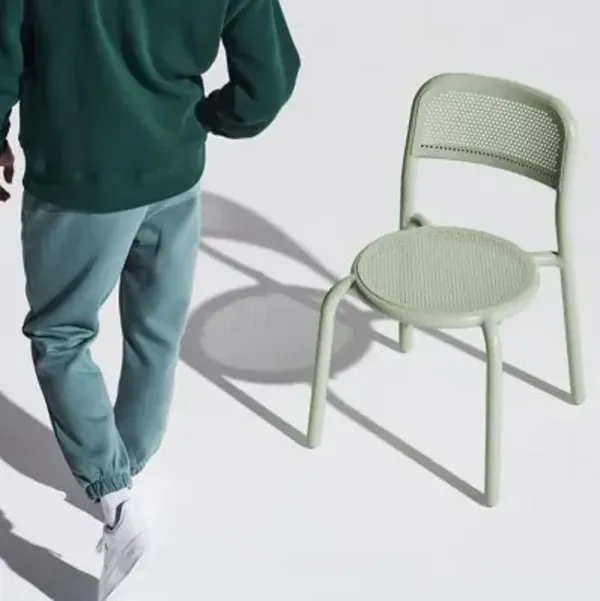 Toni Tablo Outdoor Dining Table Set with 6 Sidechairs