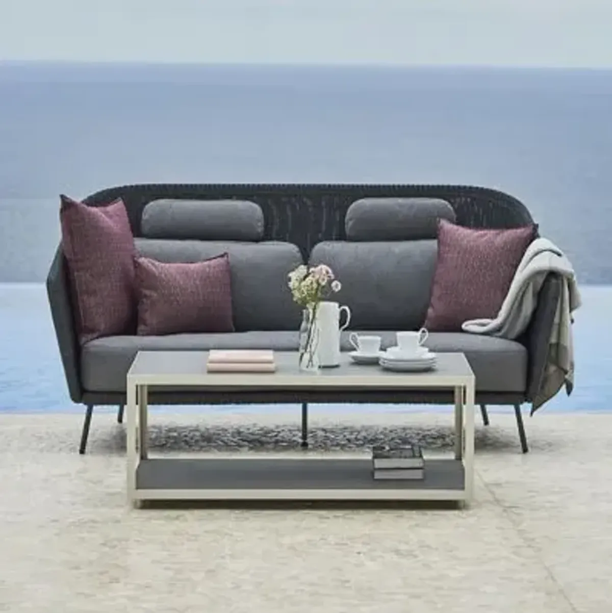 Level Outdoor Coffee Table