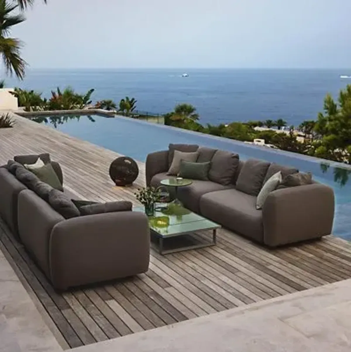 Capture 4 Seater Outdoor Sofa