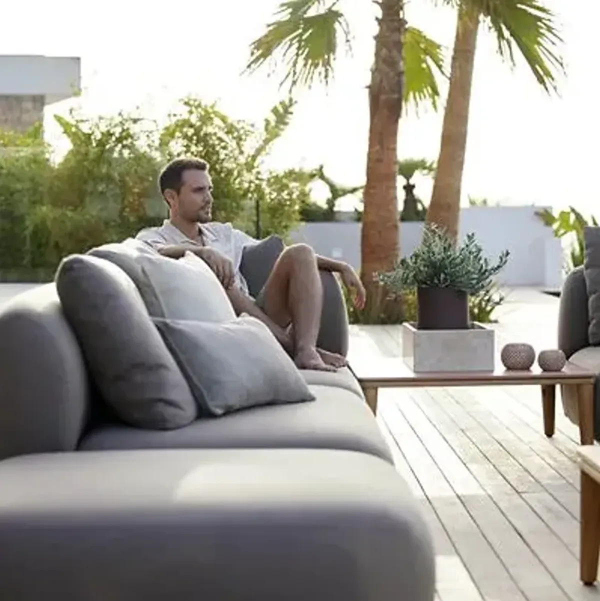 Capture Outdoor Coffee Table