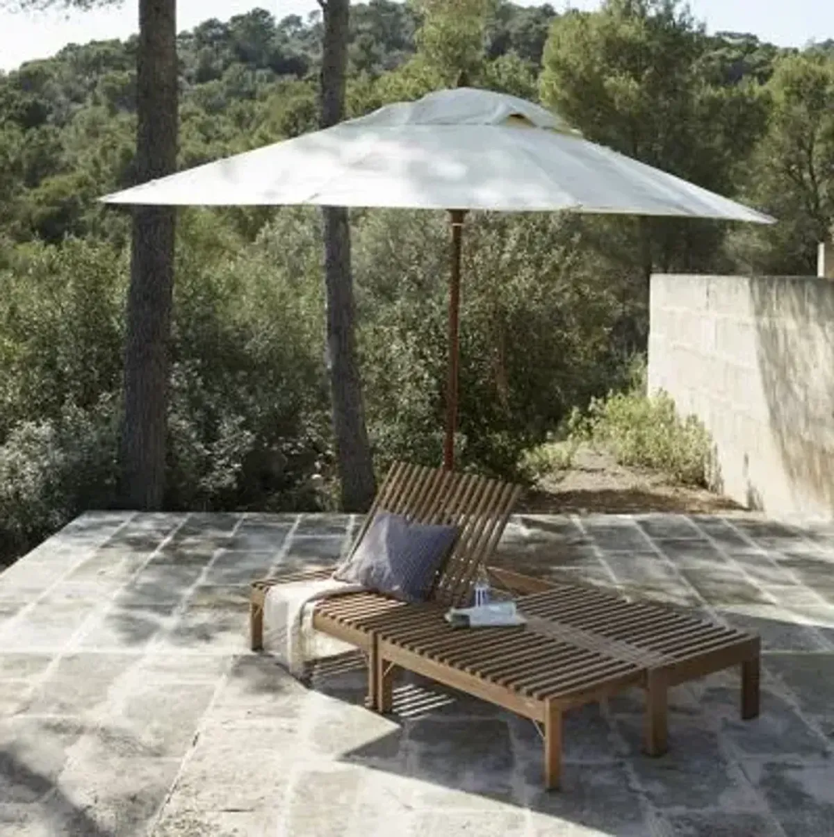 Riviera Outdoor Lounge with Cushion