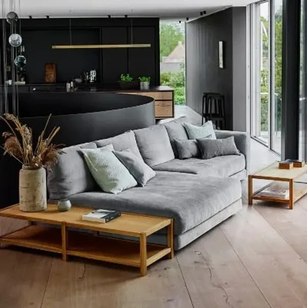 Scale 2 x 2-Seater Sofa