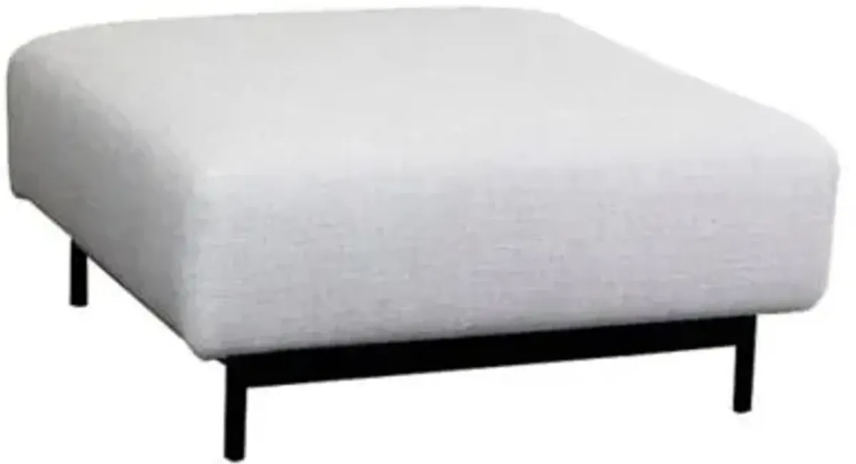 Aura Pouf